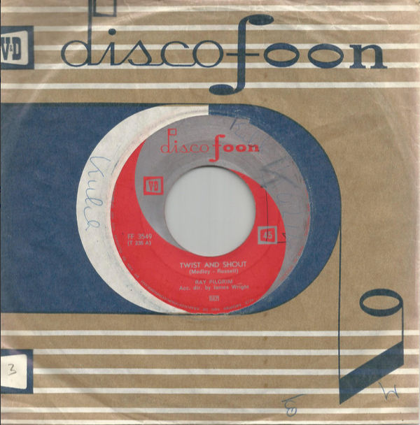 She Loves You / Twist And Shout She Loves You / Twist And Shout